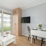 Jasny & Elegancki Apartament Typu Studio Z Tarasem By Renters Апартаменты Познань