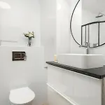 Jasny & Elegancki Apartament Typu Studio Z Tarasem By Renters Познань